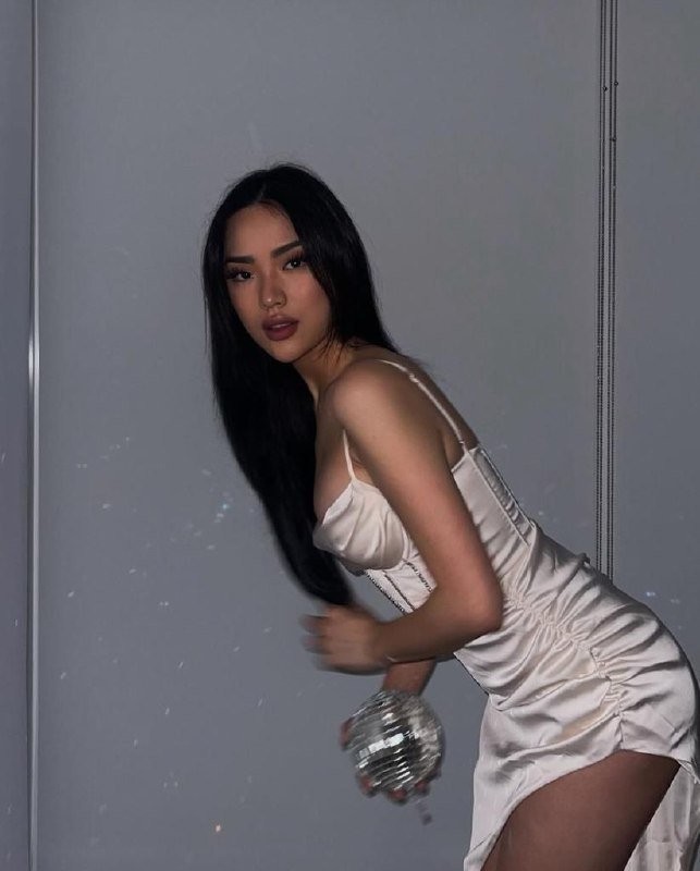 angela-1